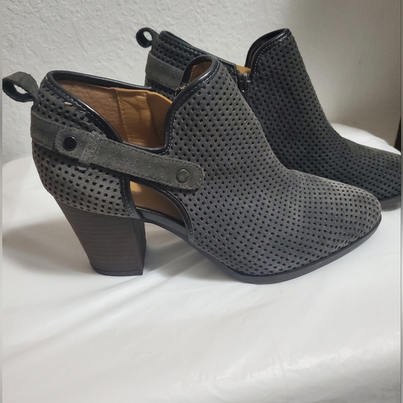 Franko Sarto Dakota Ankle Booties, Grey Size 10 - Picture 2 of 7